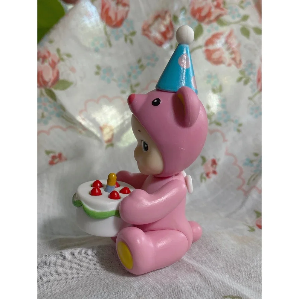 Sonny Angel Birthday Gift Series Pink Bear Figure with Cake and Party Hat